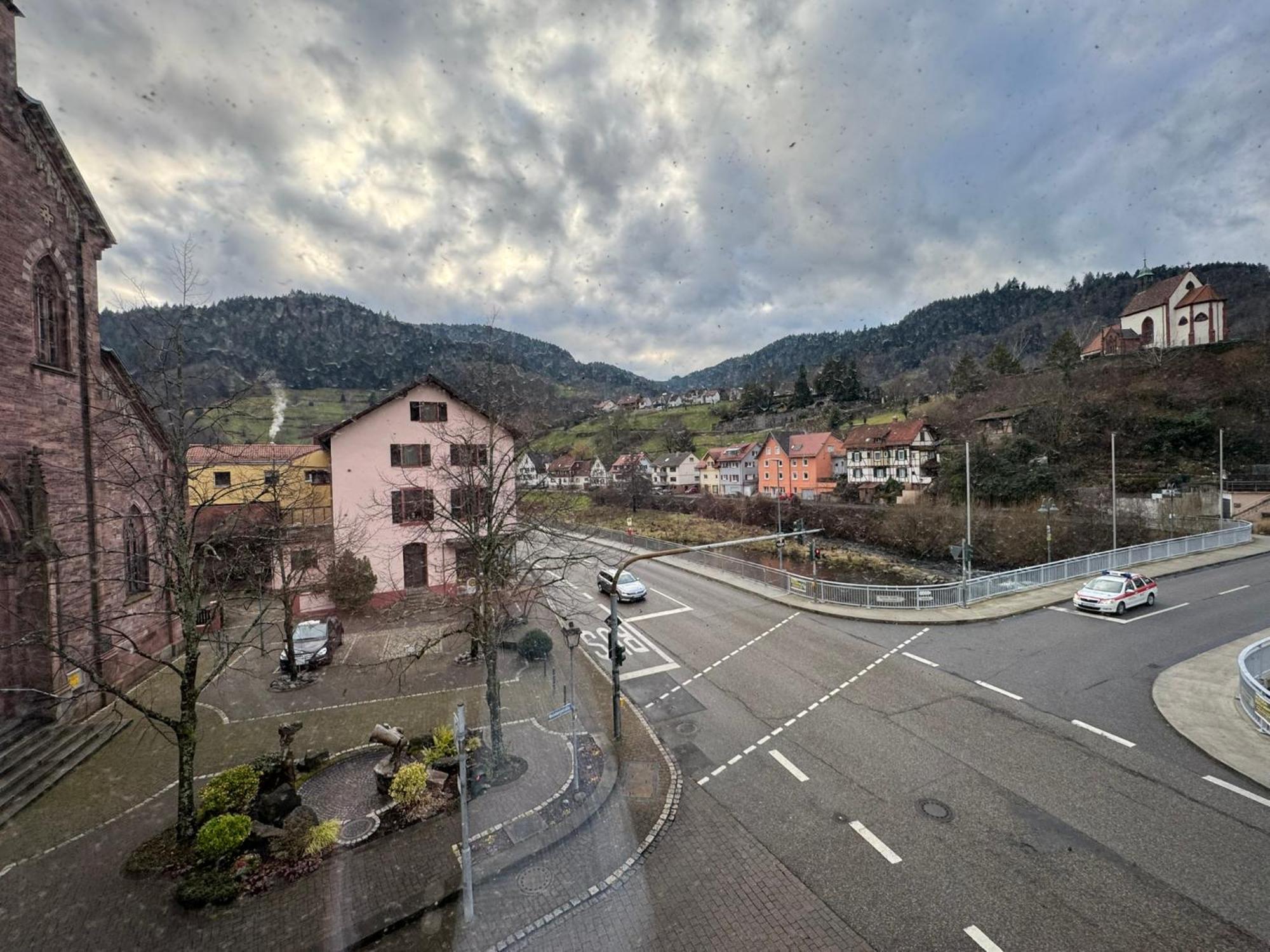 Hotel Gruener Baum - Hotel Im Murgtal, Schwarzwald Weisenbach Kültér fotó